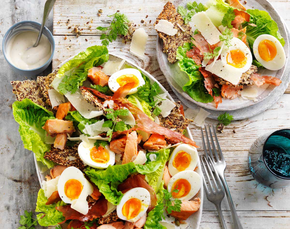 24 tasty salad ideas with eggs | myfoodbook